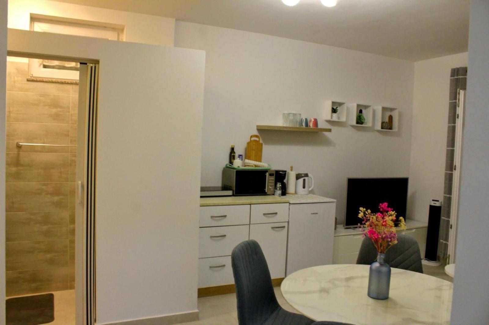 Apartment Danijela Zara Esterno foto